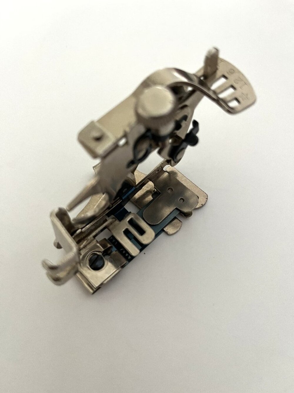 Vintage Singer Sewing Machine Low Shank Ruffler Foot Attachment 120598